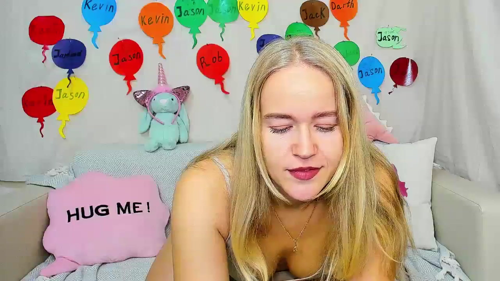 Gallery image thumbnail from Angel_Kristy's myfreecams stream on, 11/28/2023, 01:50 image 11 of 20