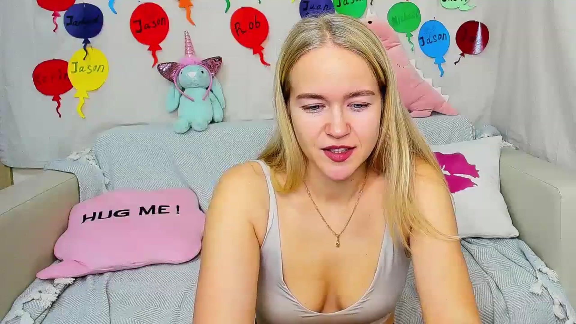 Gallery image thumbnail from Angel_Kristy's myfreecams stream on, 11/28/2023, 02:53 image 16 of 20