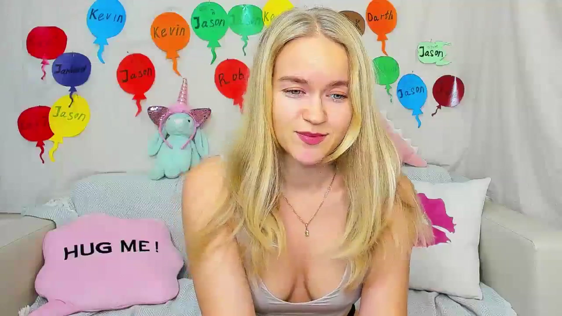 Gallery image thumbnail from Angel_Kristy's myfreecams stream on, 11/28/2023, 06:00 image 5 of 20