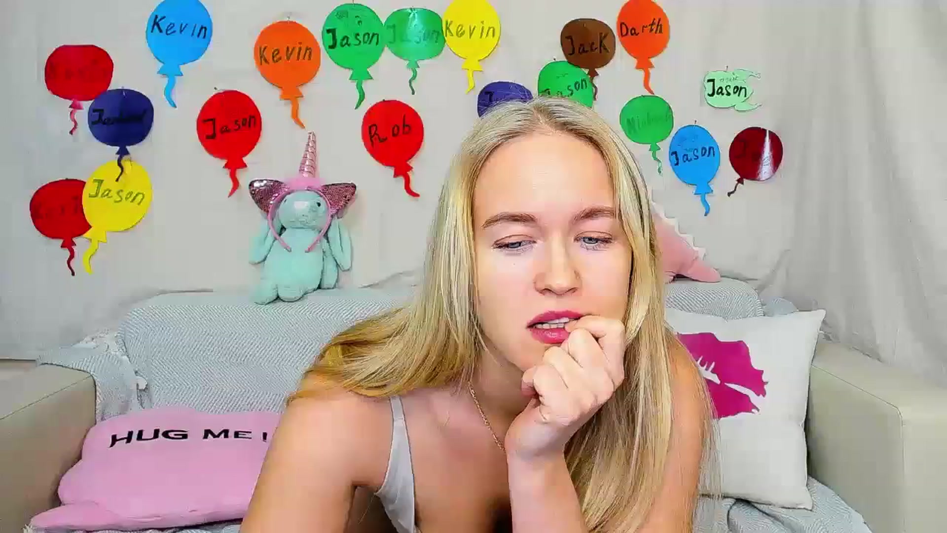 Gallery image thumbnail from Angel_Kristy's myfreecams stream on, 11/28/2023, 06:00 image 13 of 20
