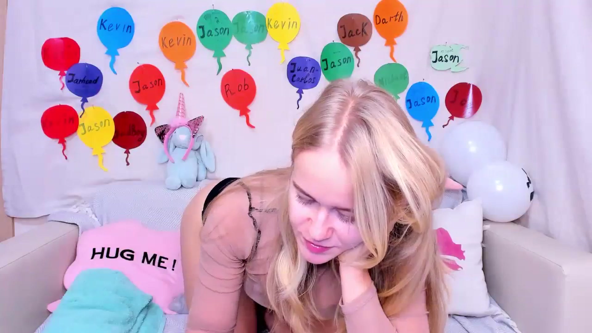 Gallery image thumbnail from Angel_Kristy's myfreecams stream on, 12/01/2023, 02:13 image 2 of 20