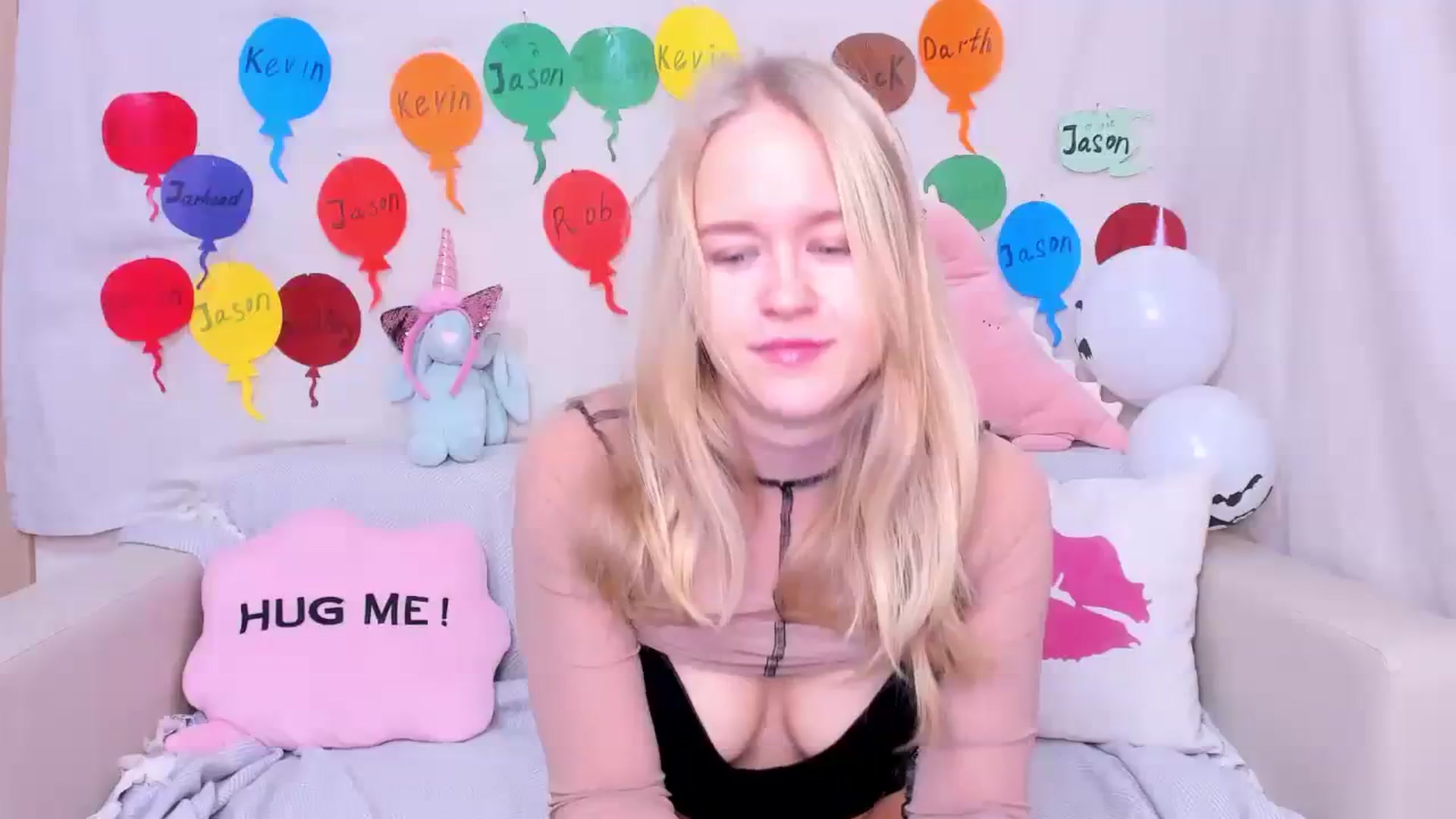 Gallery image thumbnail from Angel_Kristy's myfreecams stream on, 12/01/2023, 02:13 image 17 of 20