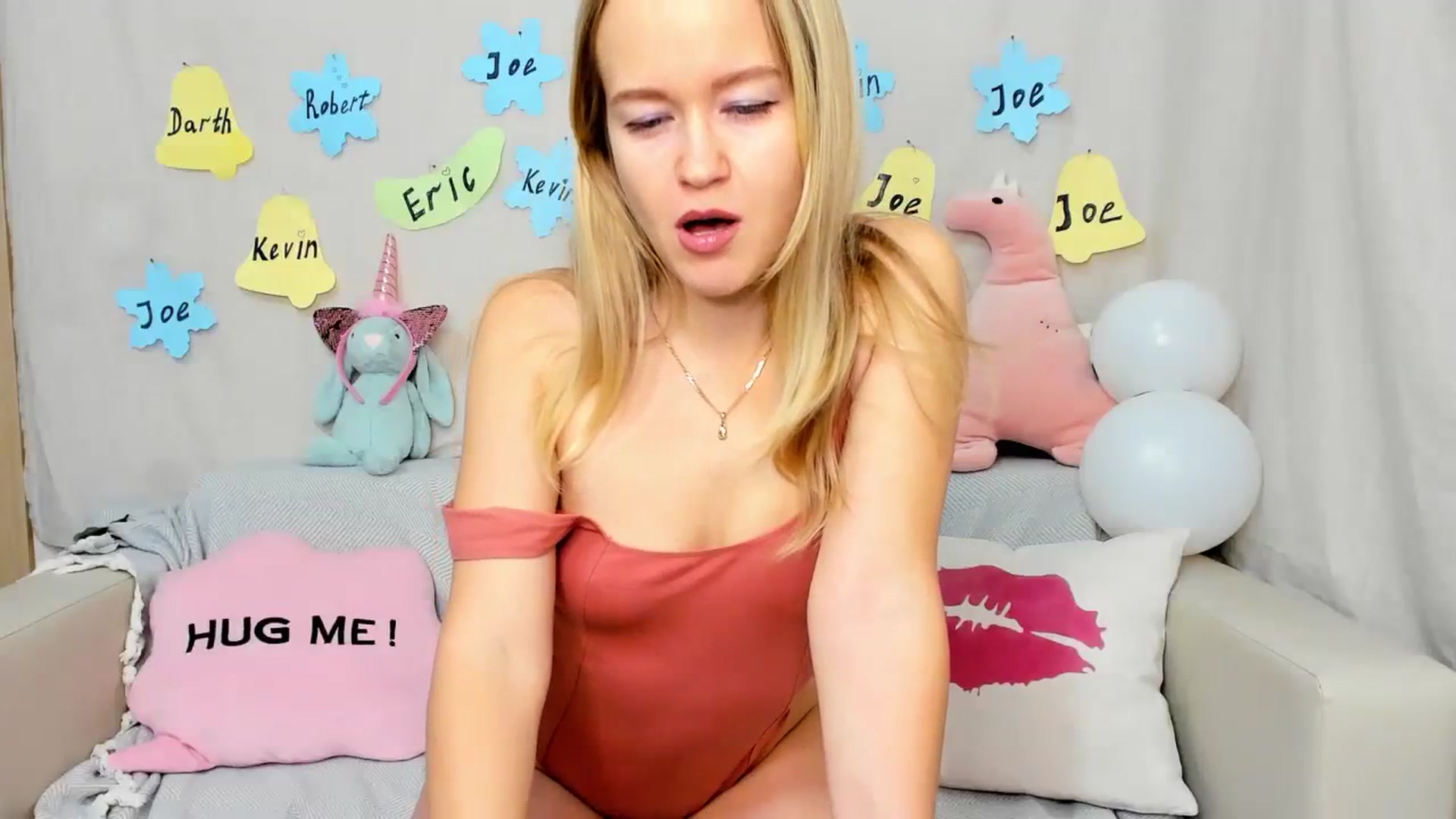 Gallery image thumbnail from Angel_Kristy's myfreecams stream on, 12/21/2023, 02:05 image 8 of 20