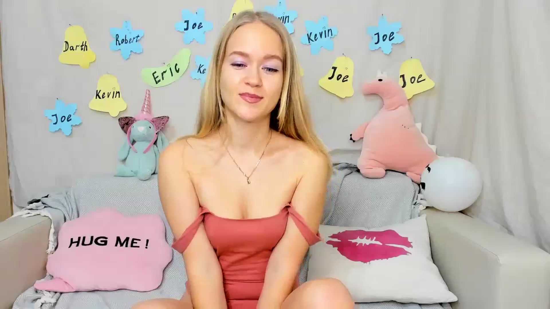 Gallery image thumbnail from Angel_Kristy's myfreecams stream on, 12/21/2023, 02:05 image 19 of 20