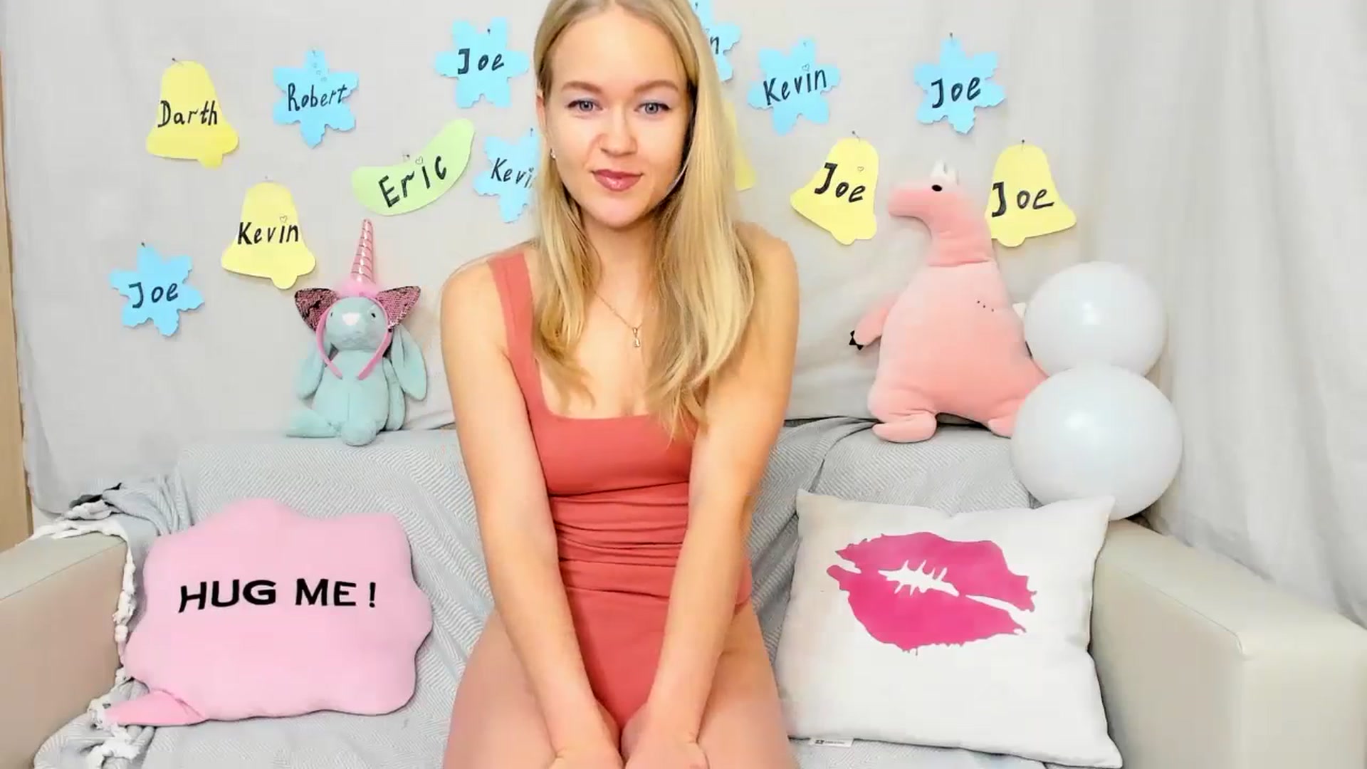 Gallery image thumbnail from Angel_Kristy's myfreecams stream on, 12/21/2023, 02:05 image 7 of 20