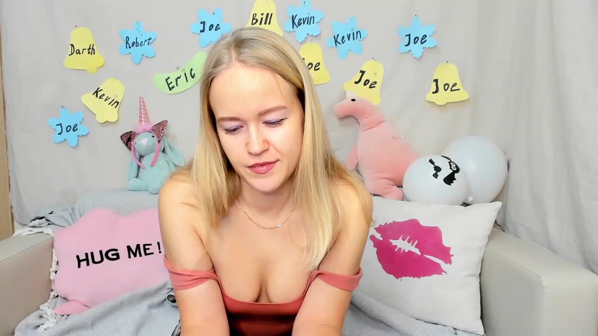 Gallery image thumbnail from Angel_Kristy's myfreecams stream on, 12/21/2023, 02:05 image 1 of 20