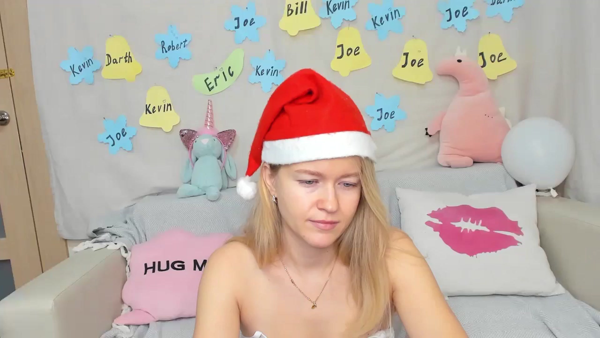 Gallery image thumbnail from Angel_Kristy's myfreecams stream on, 12/25/2023, 03:48 image 14 of 20