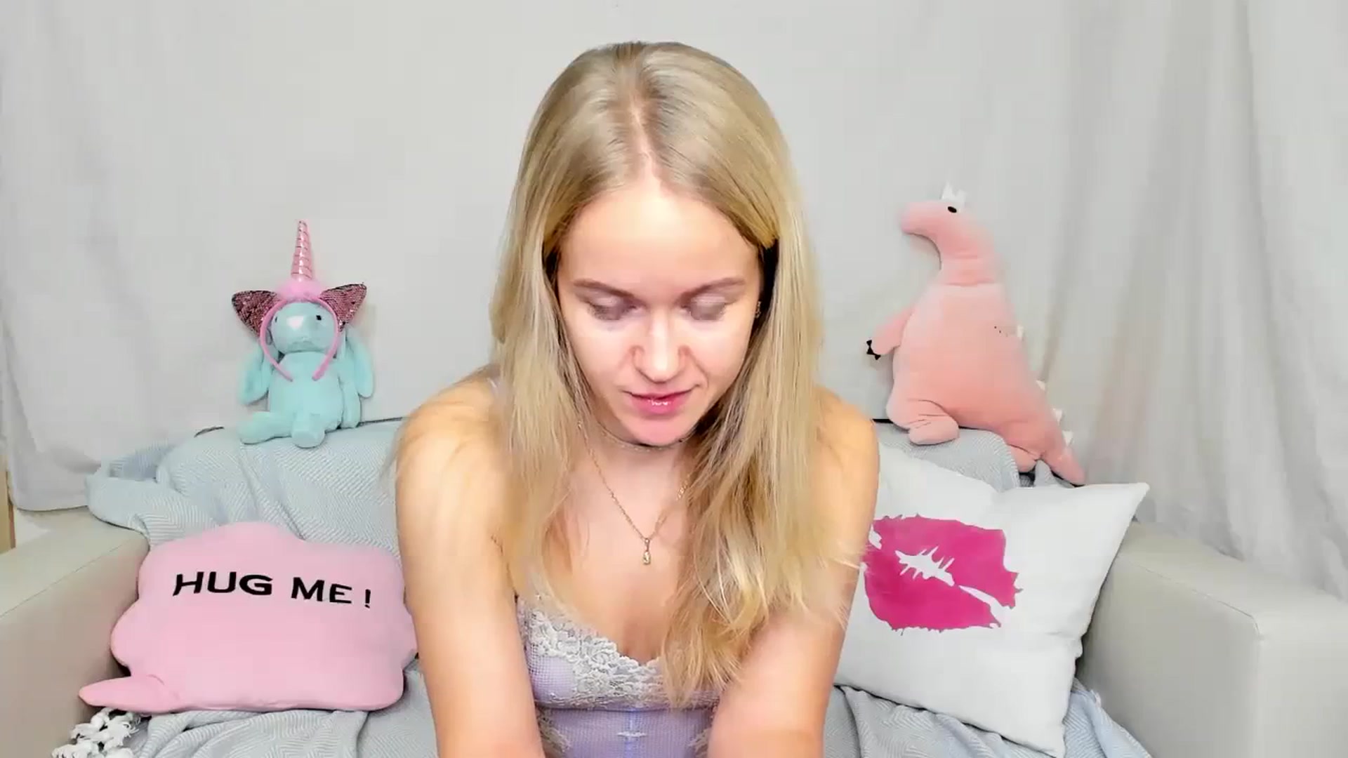Gallery image thumbnail from Angel_Kristy's myfreecams stream on, 01/03/2024, 03:40 image 3 of 20