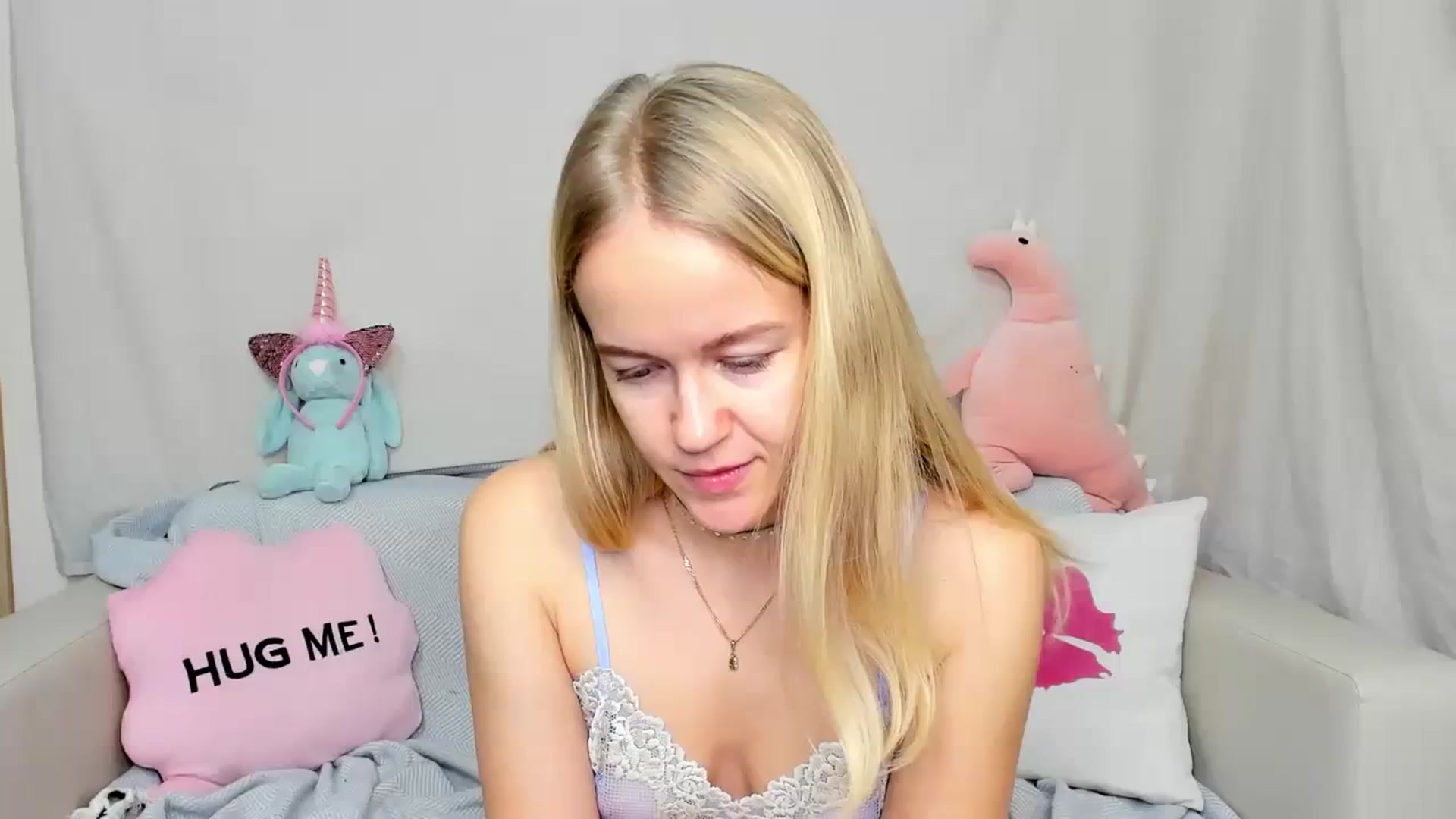 Gallery image thumbnail from Angel_Kristy's myfreecams stream on, 01/03/2024, 05:21 image 1 of 20