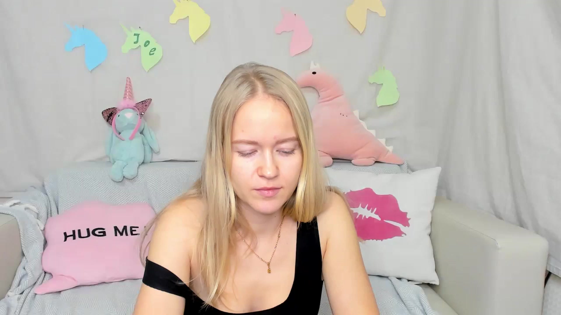 Gallery image thumbnail from Angel_Kristy's myfreecams stream on, 01/09/2024, 04:01 image 1 of 20