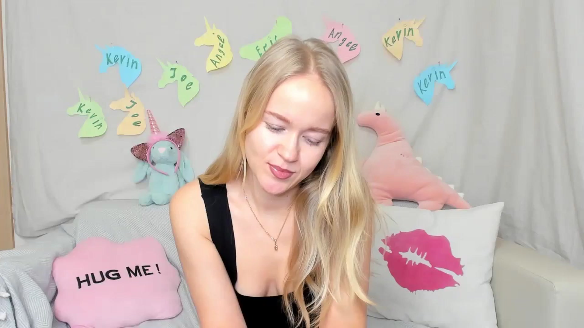 Gallery image thumbnail from Angel_Kristy's myfreecams stream on, 01/26/2024, 05:11 image 11 of 20