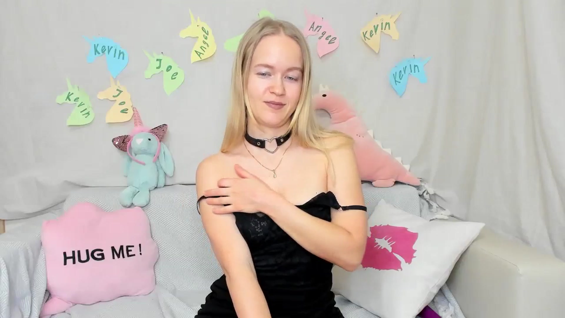 Gallery image thumbnail from Angel_Kristy's myfreecams stream on, 01/31/2024, 03:00 image 2 of 20
