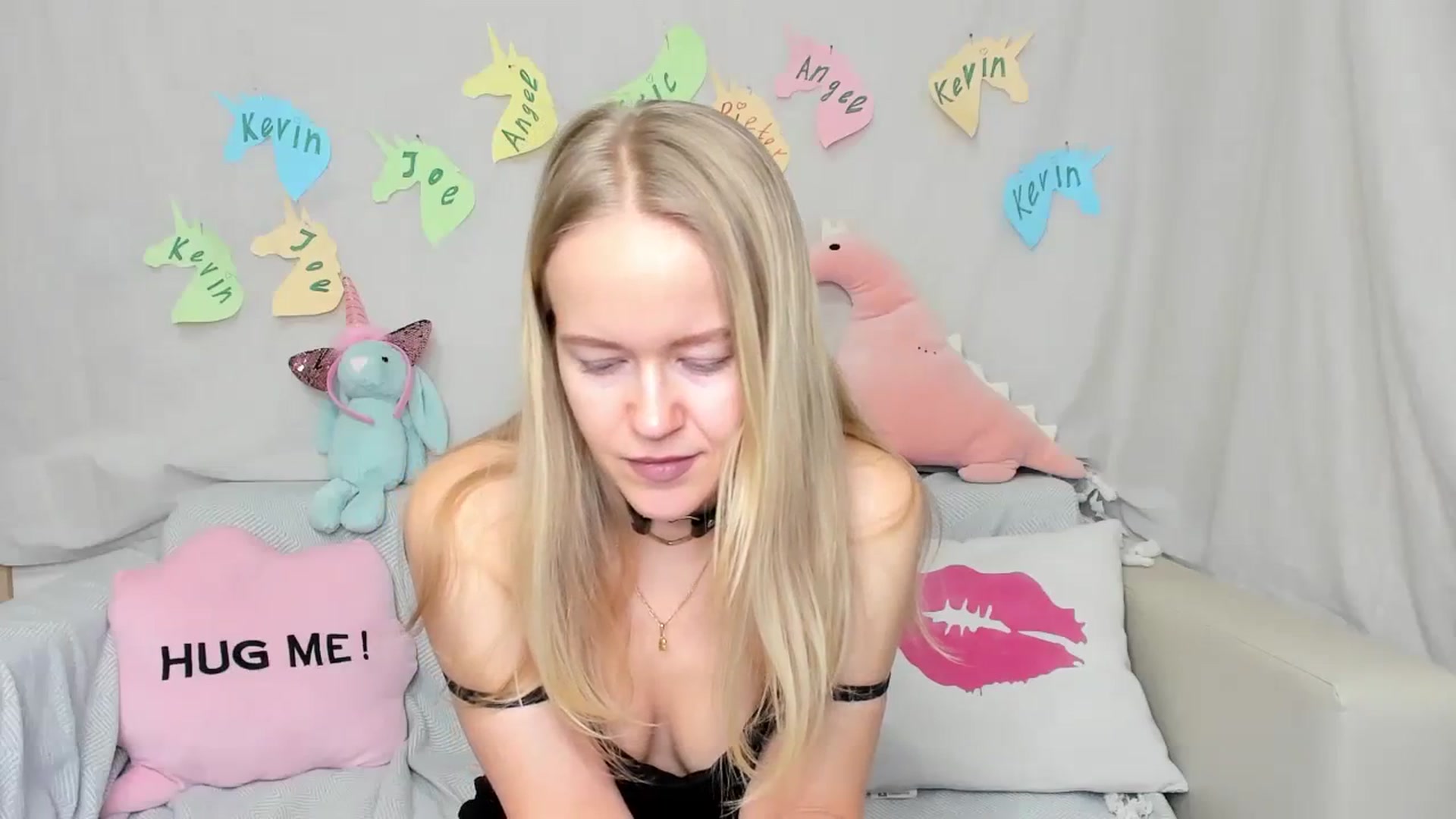 Gallery image thumbnail from Angel_Kristy's myfreecams stream on, 01/31/2024, 03:00 image 15 of 20