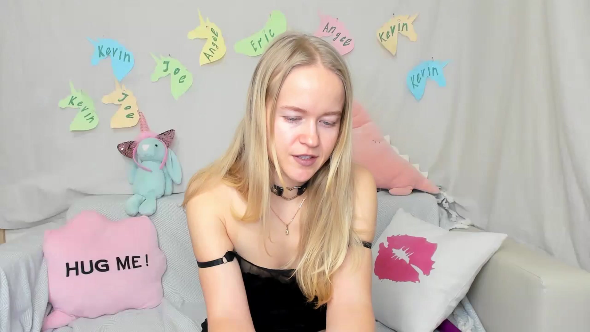 Gallery image thumbnail from Angel_Kristy's myfreecams stream on, 01/31/2024, 03:00 image 6 of 20