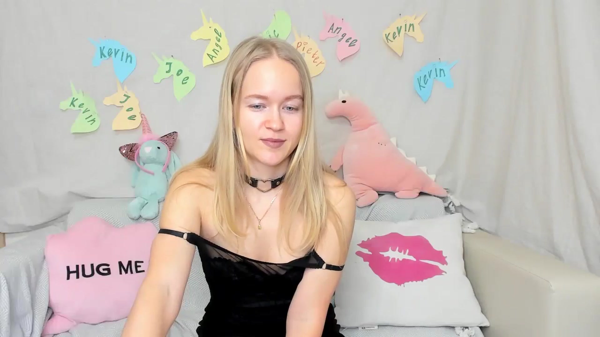 Gallery image thumbnail from Angel_Kristy's myfreecams stream on, 01/31/2024, 03:00 image 13 of 20