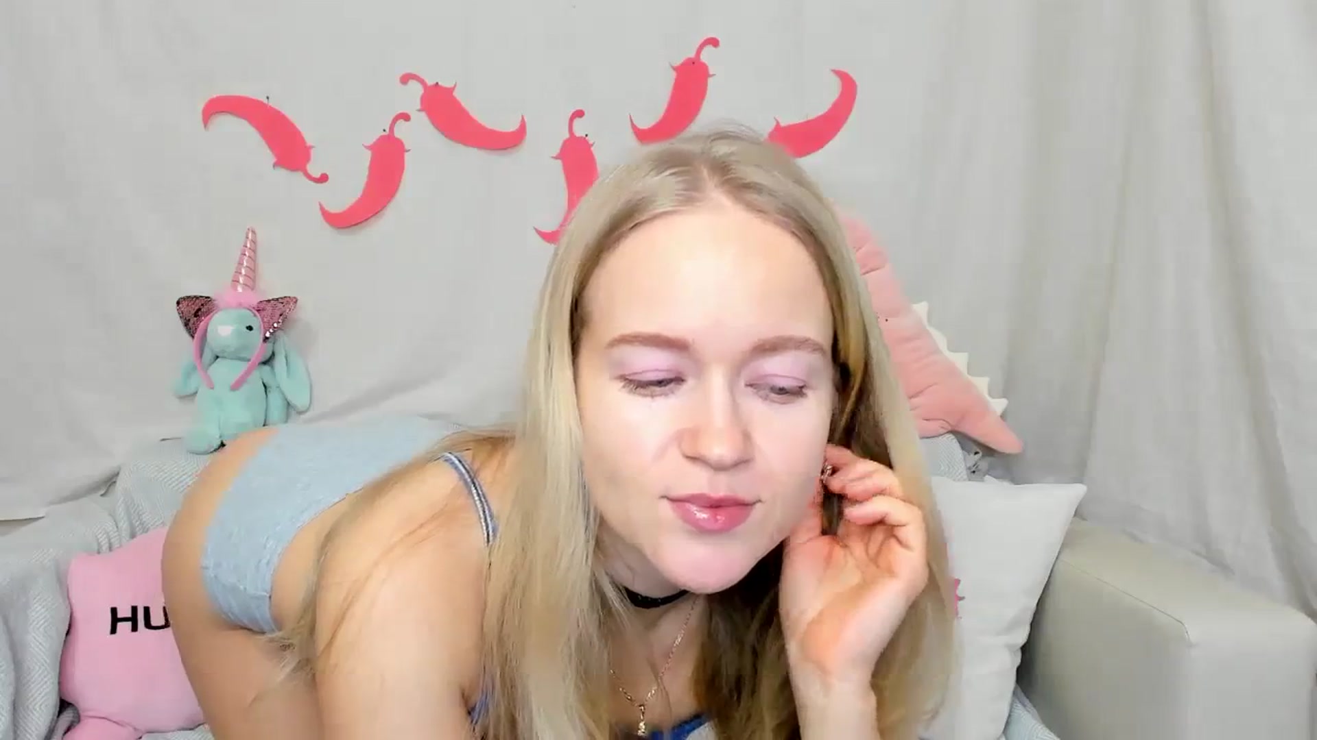 Gallery image thumbnail from Angel_Kristy's myfreecams stream on, 02/05/2024, 01:36 image 6 of 20