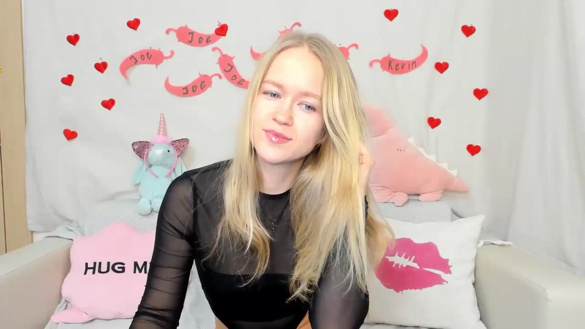 Gallery image thumbnail from Angel_Kristy's myfreecams stream on, 02/14/2024, 02:16 image 16 of 20