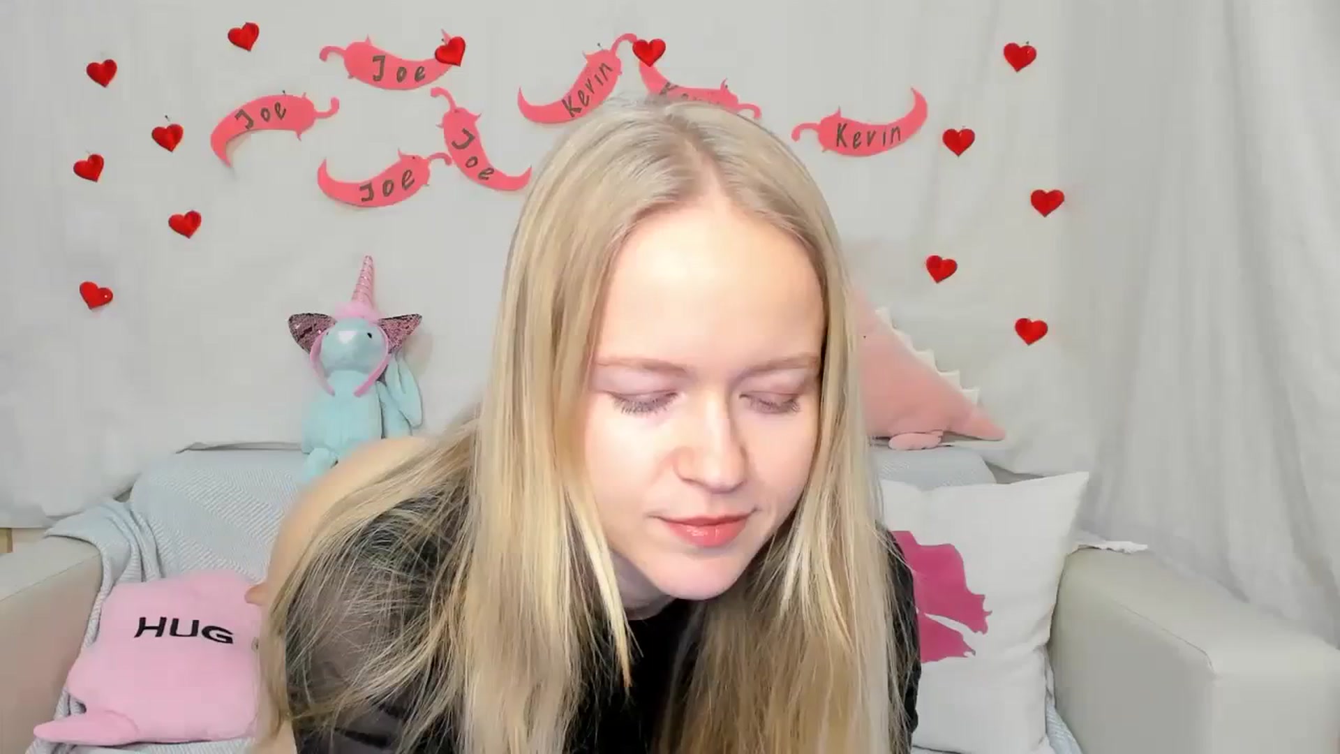 Gallery image thumbnail from Angel_Kristy's myfreecams stream on, 02/14/2024, 06:06 image 1 of 20