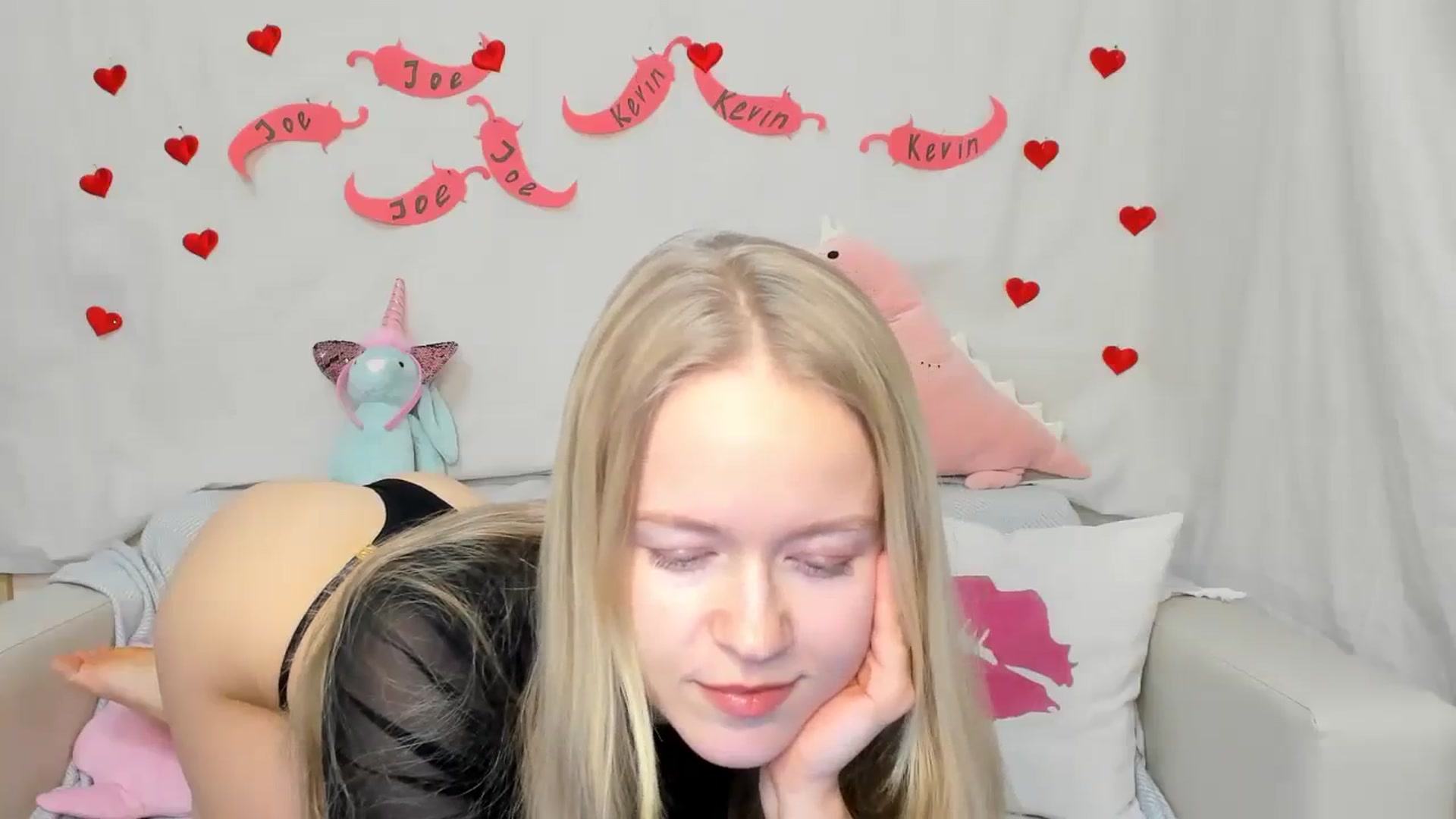 Gallery image thumbnail from Angel_Kristy's myfreecams stream on, 02/14/2024, 06:06 image 3 of 20