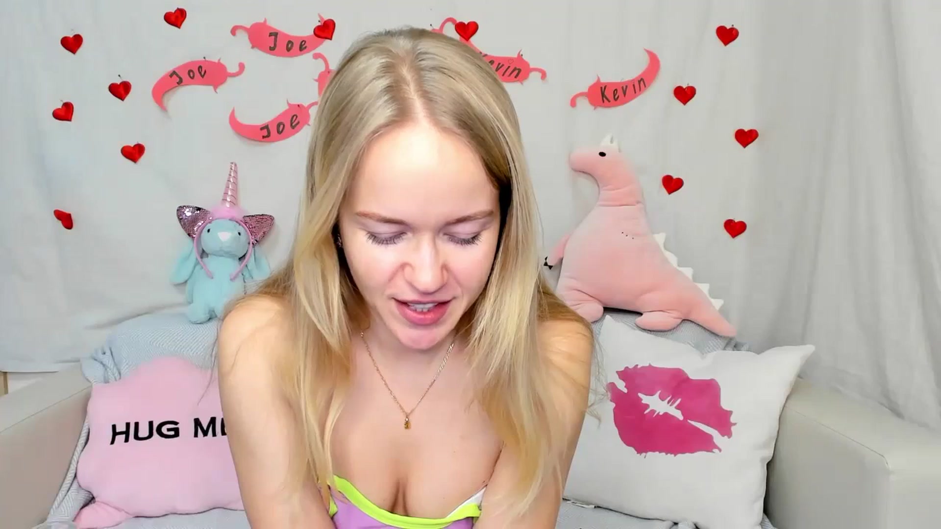 Gallery image thumbnail from Angel_Kristy's myfreecams stream on, 02/28/2024, 04:27 image 12 of 20