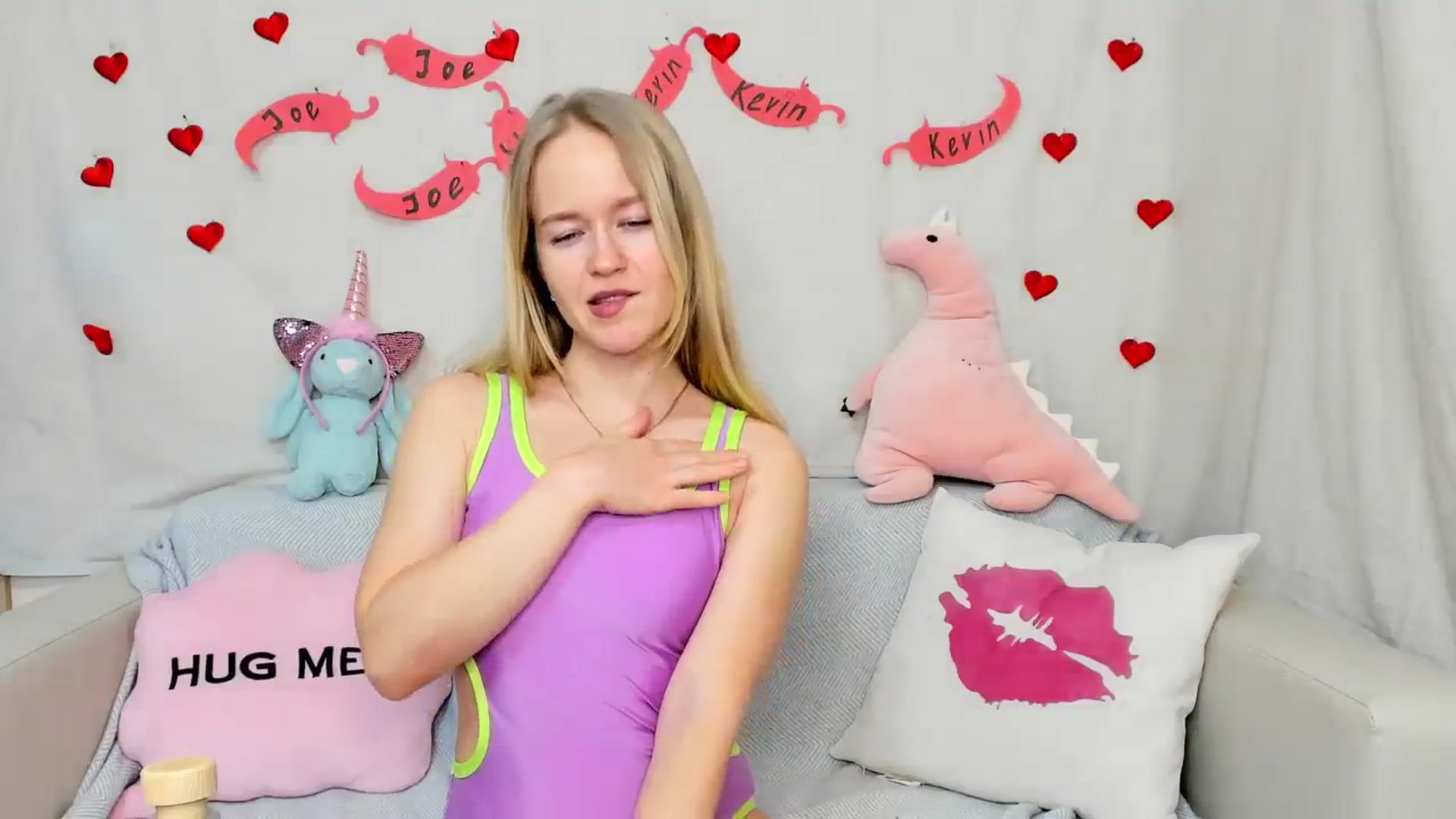 Gallery image thumbnail from Angel_Kristy's myfreecams stream on, 02/28/2024, 04:27 image 4 of 20