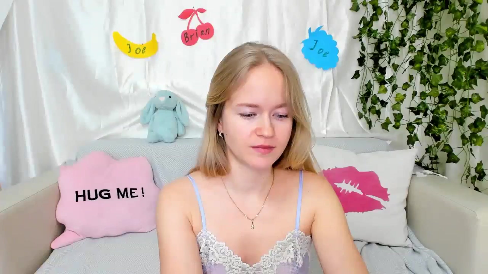 Gallery image thumbnail from Angel_Kristy's myfreecams stream on, 03/08/2024, 06:58 image 14 of 20