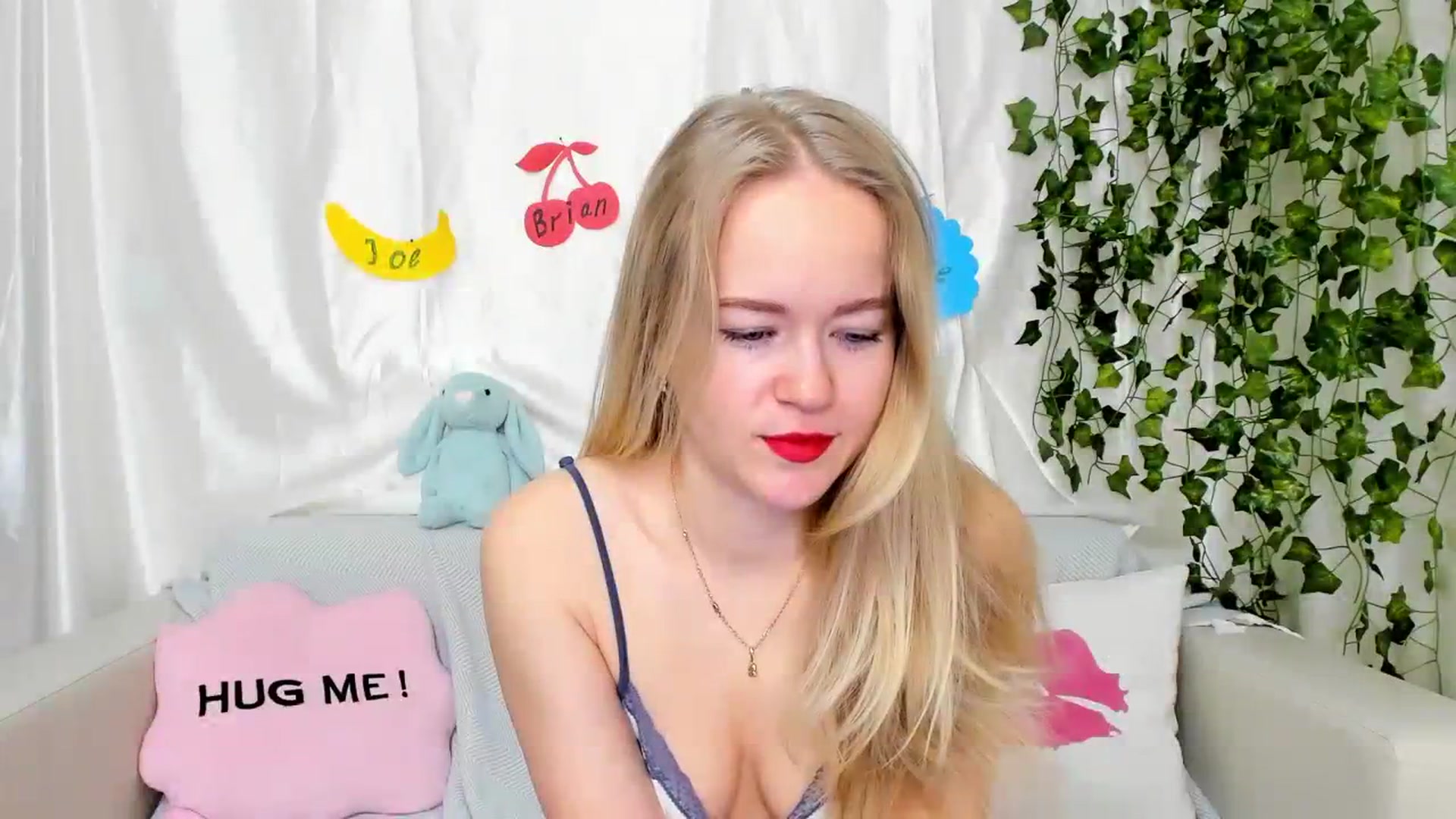 Gallery image thumbnail from Angel_Kristy's myfreecams stream on, 03/09/2024, 03:32 image 4 of 20