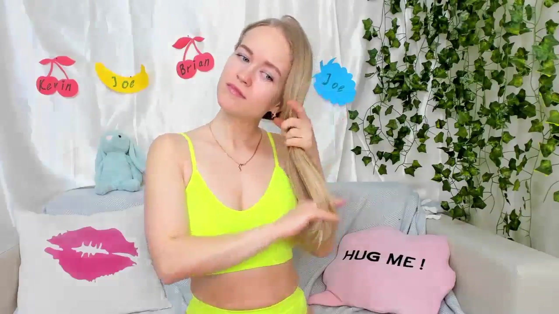 Gallery image thumbnail from Angel_Kristy's myfreecams stream on, 03/18/2024, 02:42 image 11 of 20