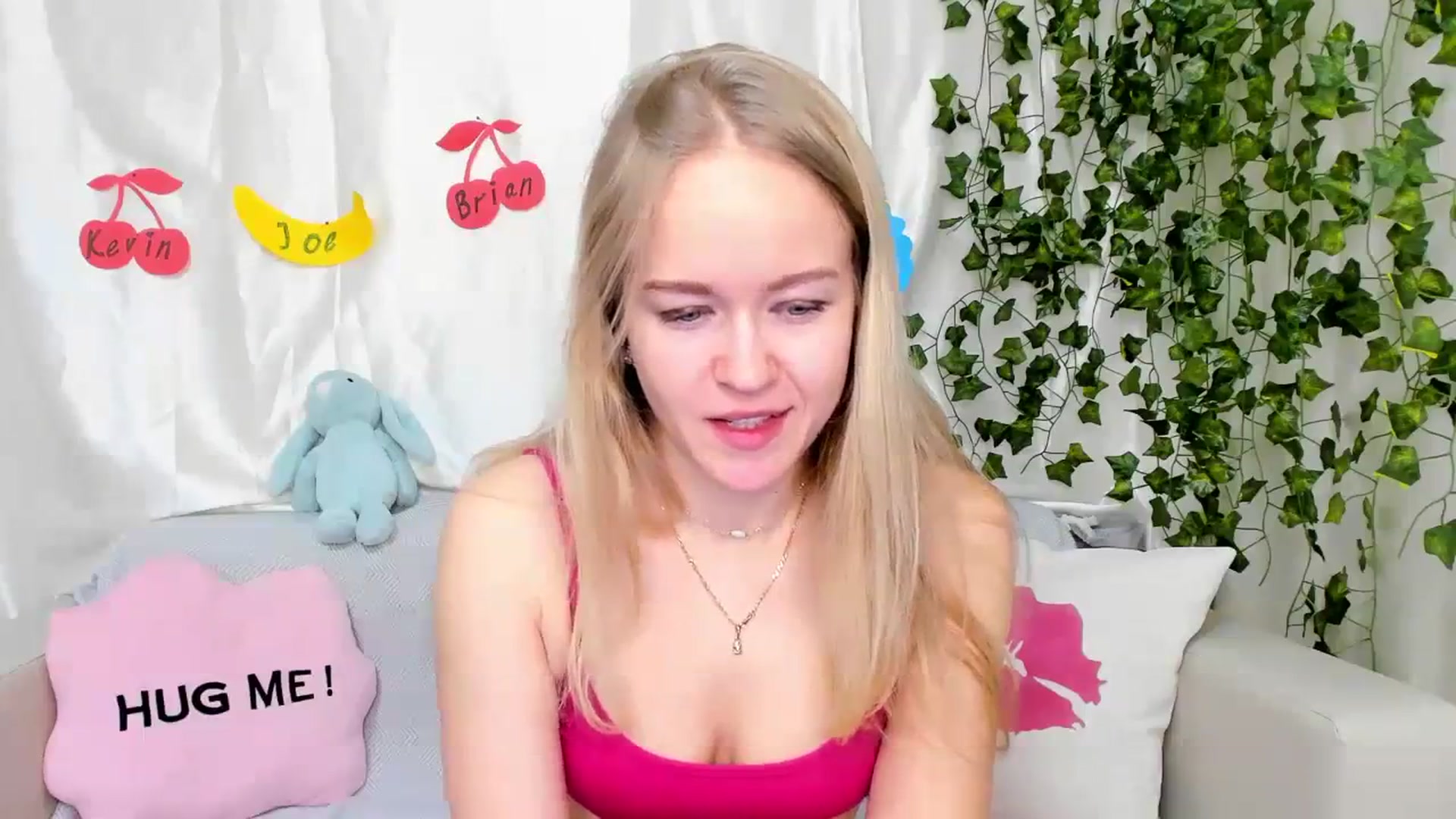 Gallery image thumbnail from Angel_Kristy's myfreecams stream on, 03/19/2024, 01:38 image 9 of 20