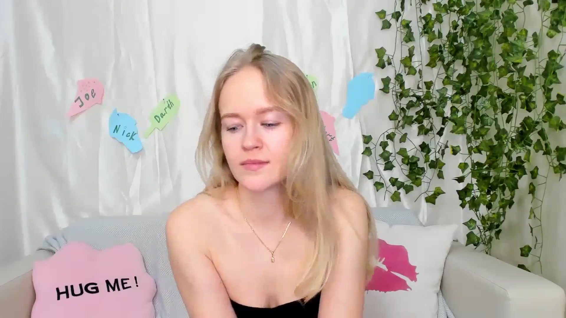 Gallery image thumbnail from Angel_Kristy's myfreecams stream on, 04/05/2024, 06:37 image 16 of 20