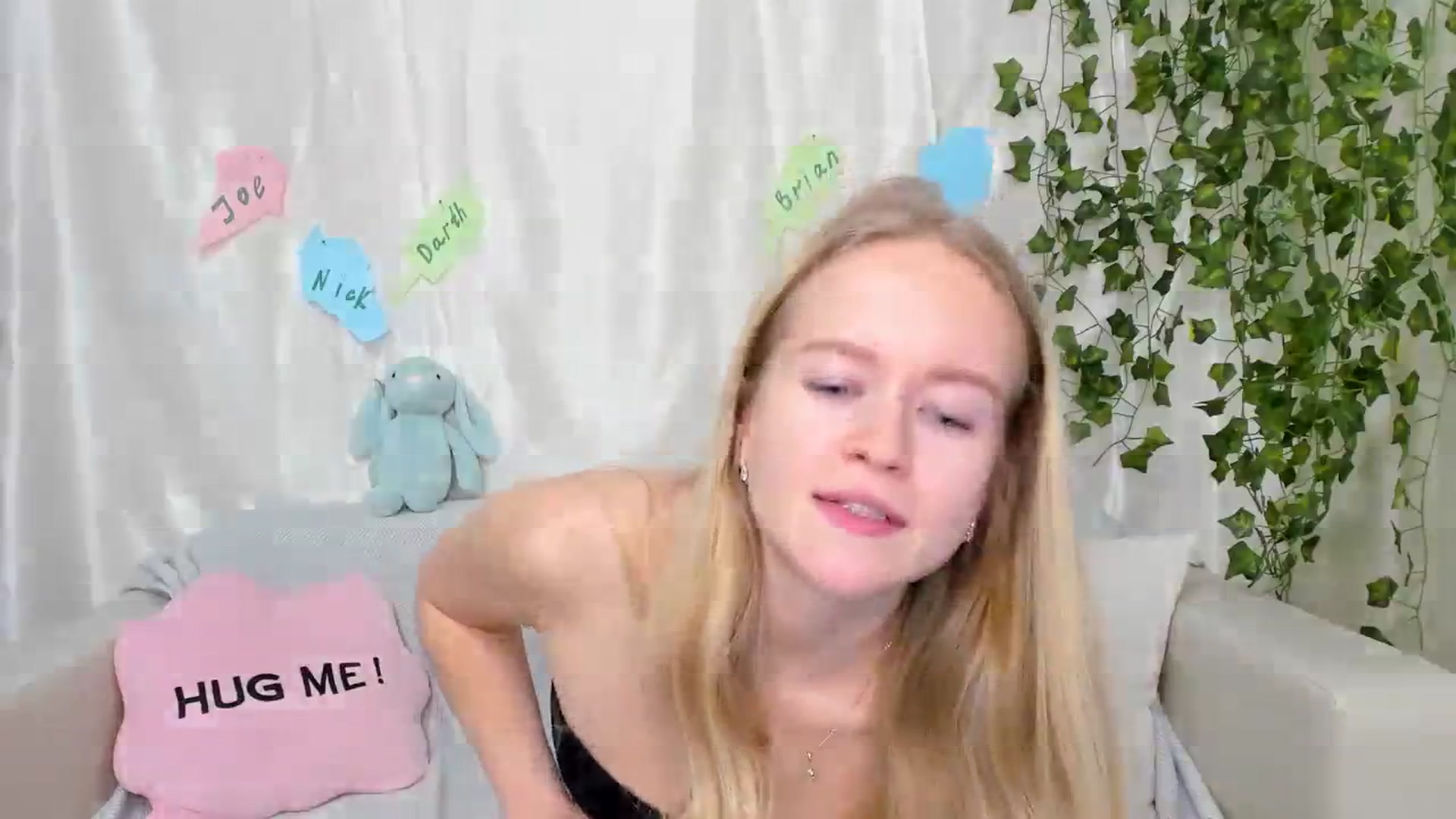 Gallery image thumbnail from Angel_Kristy's myfreecams stream on, 04/05/2024, 06:37 image 19 of 20