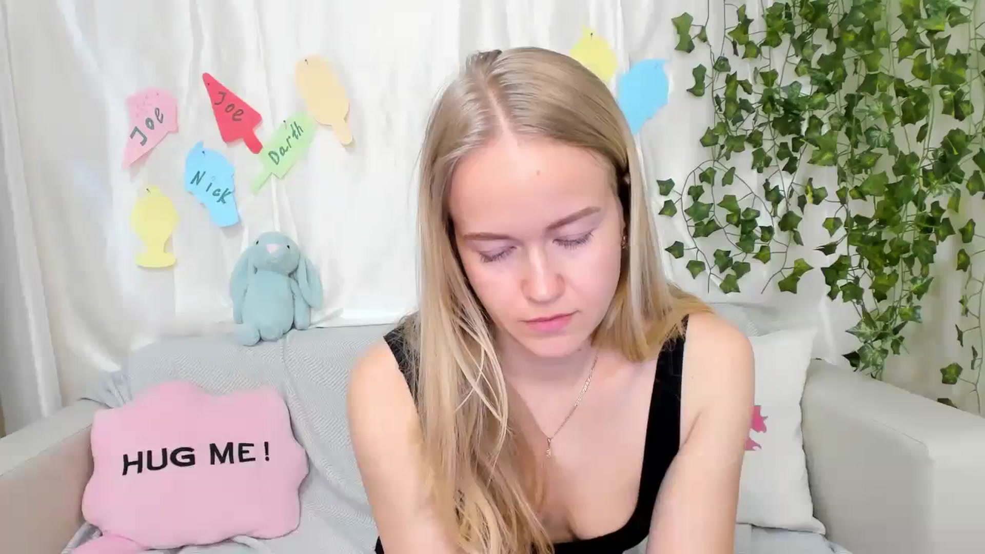 Gallery image thumbnail from Angel_Kristy's myfreecams stream on, 04/15/2024, 06:34 image 5 of 20