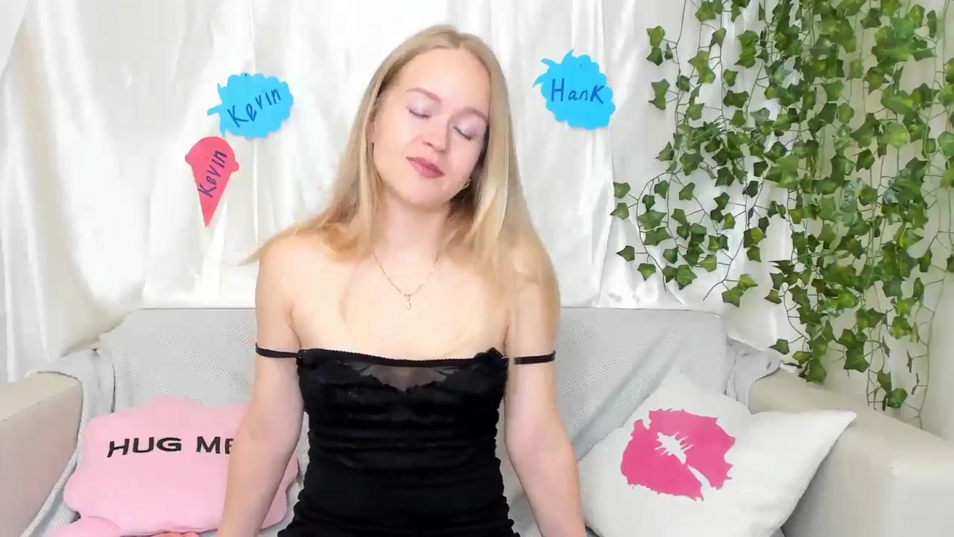 Gallery image thumbnail from Angel_Kristy's myfreecams stream on, 05/04/2024, 01:43 image 19 of 20
