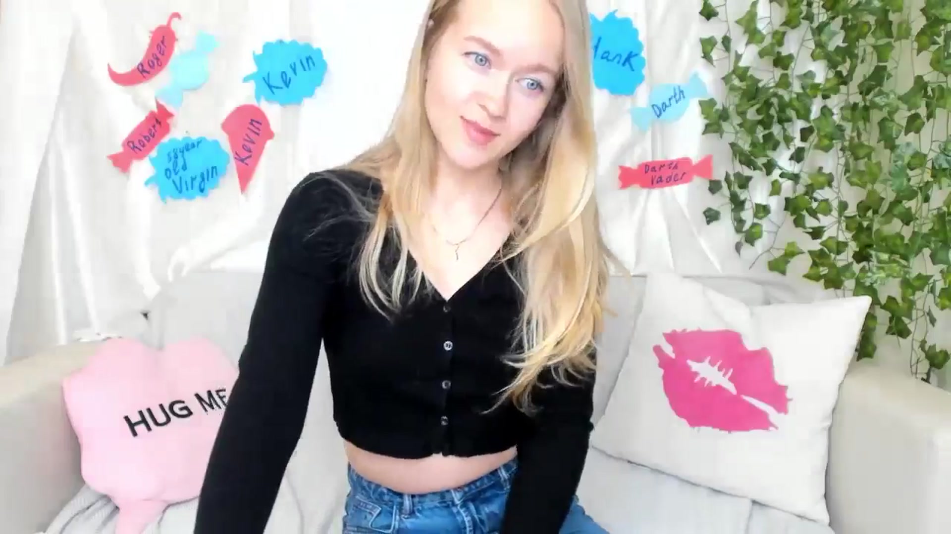 Gallery image thumbnail from Angel_Kristy's myfreecams stream on, 05/04/2024, 07:02 image 3 of 20