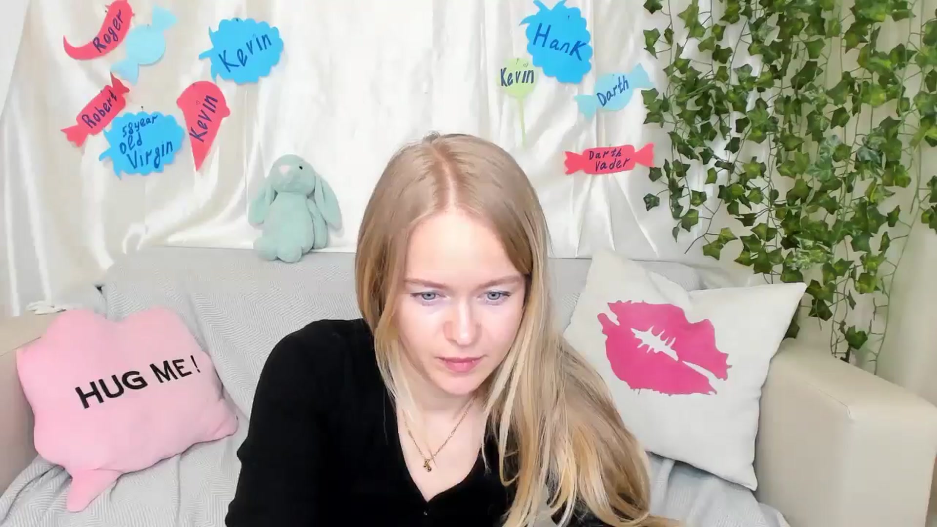 Gallery image thumbnail from Angel_Kristy's myfreecams stream on, 05/04/2024, 07:02 image 13 of 20