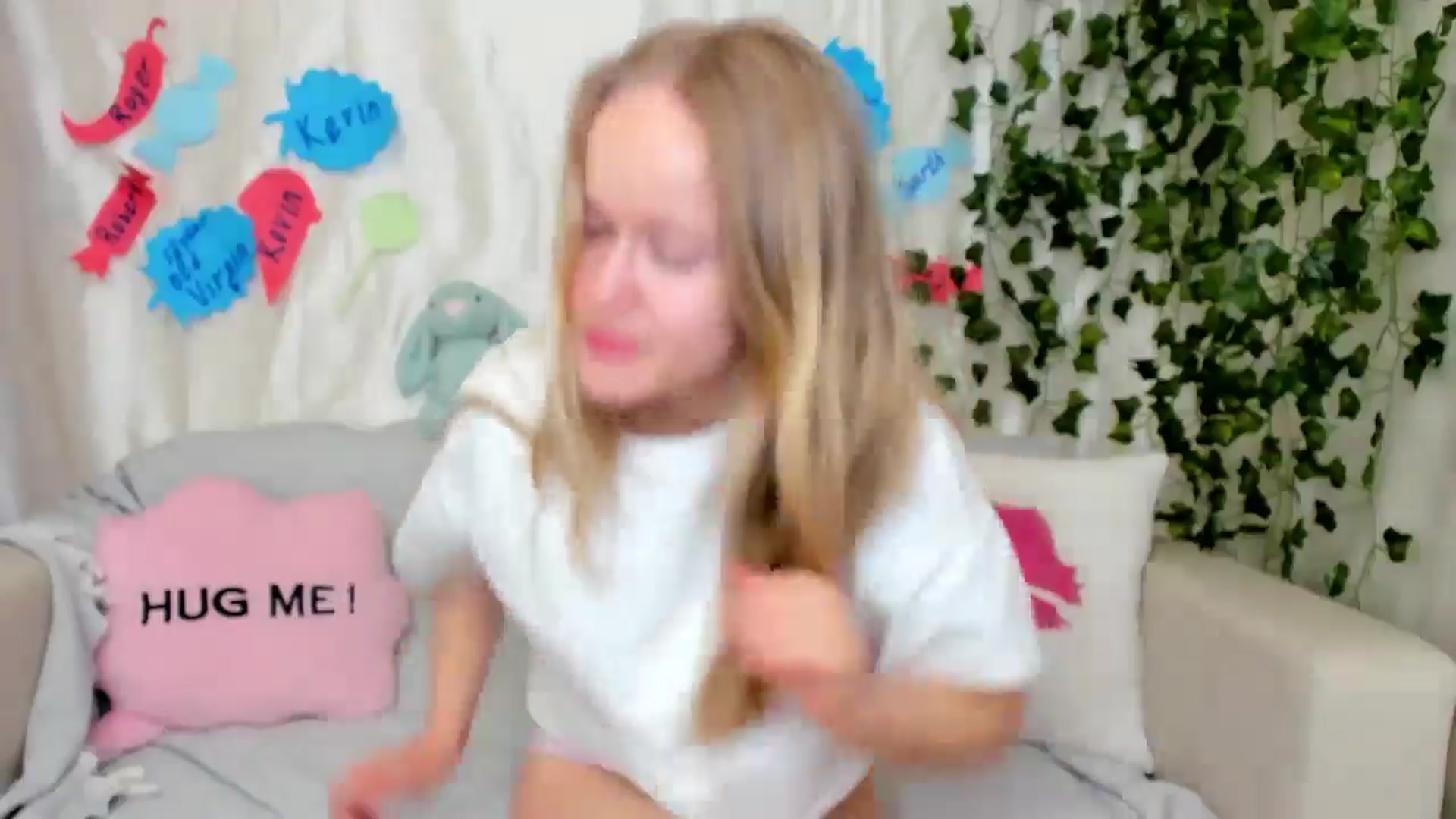 Gallery image thumbnail from Angel_Kristy's myfreecams stream on, 05/13/2024, 01:59 image 15 of 20