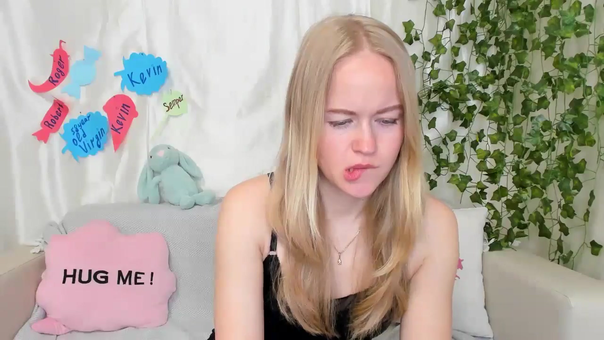 Gallery image thumbnail from Angel_Kristy's myfreecams stream on, 05/17/2024, 03:08 image 19 of 20