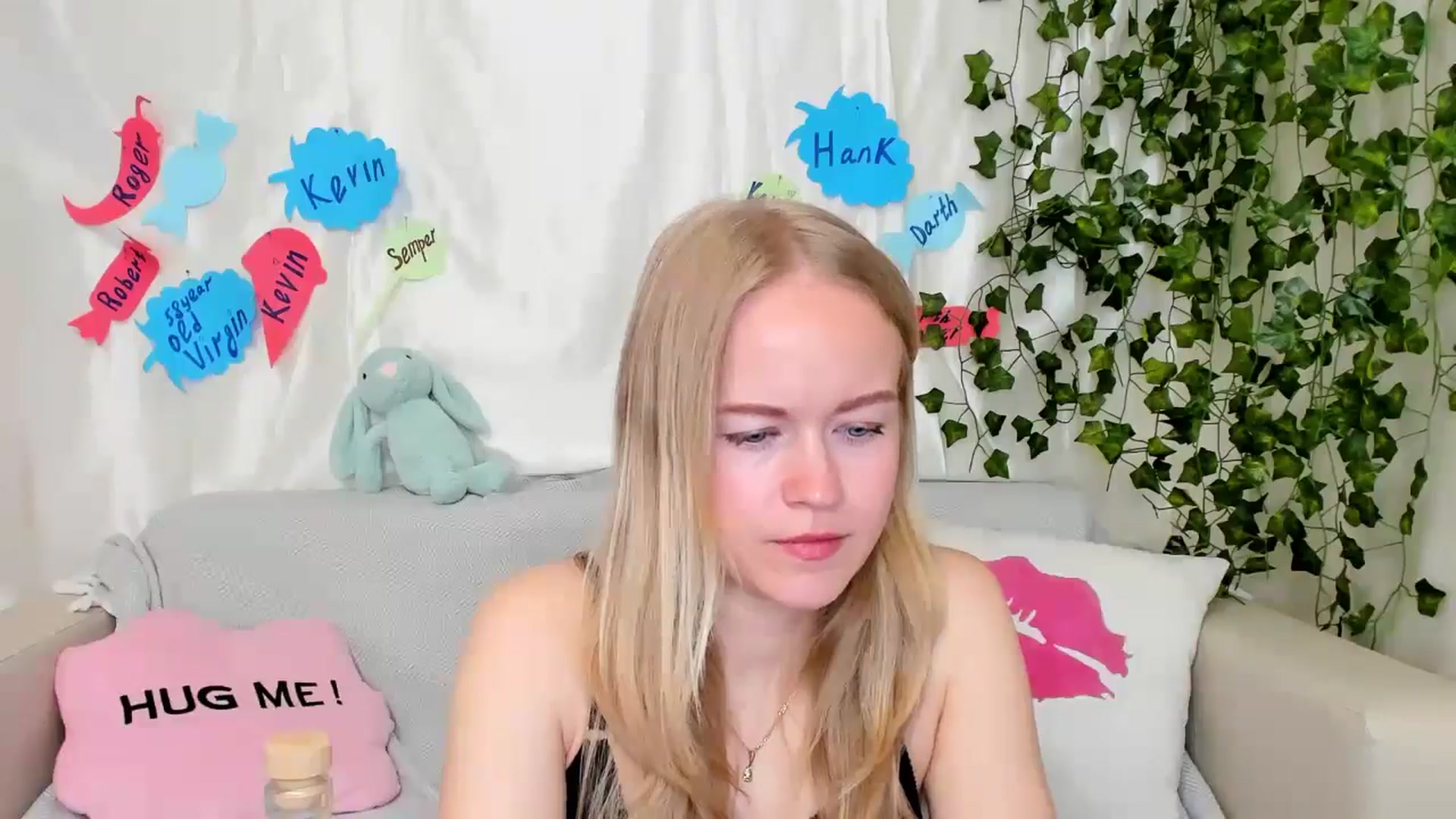 Gallery image thumbnail from Angel_Kristy's myfreecams stream on, 05/17/2024, 03:08 image 15 of 20