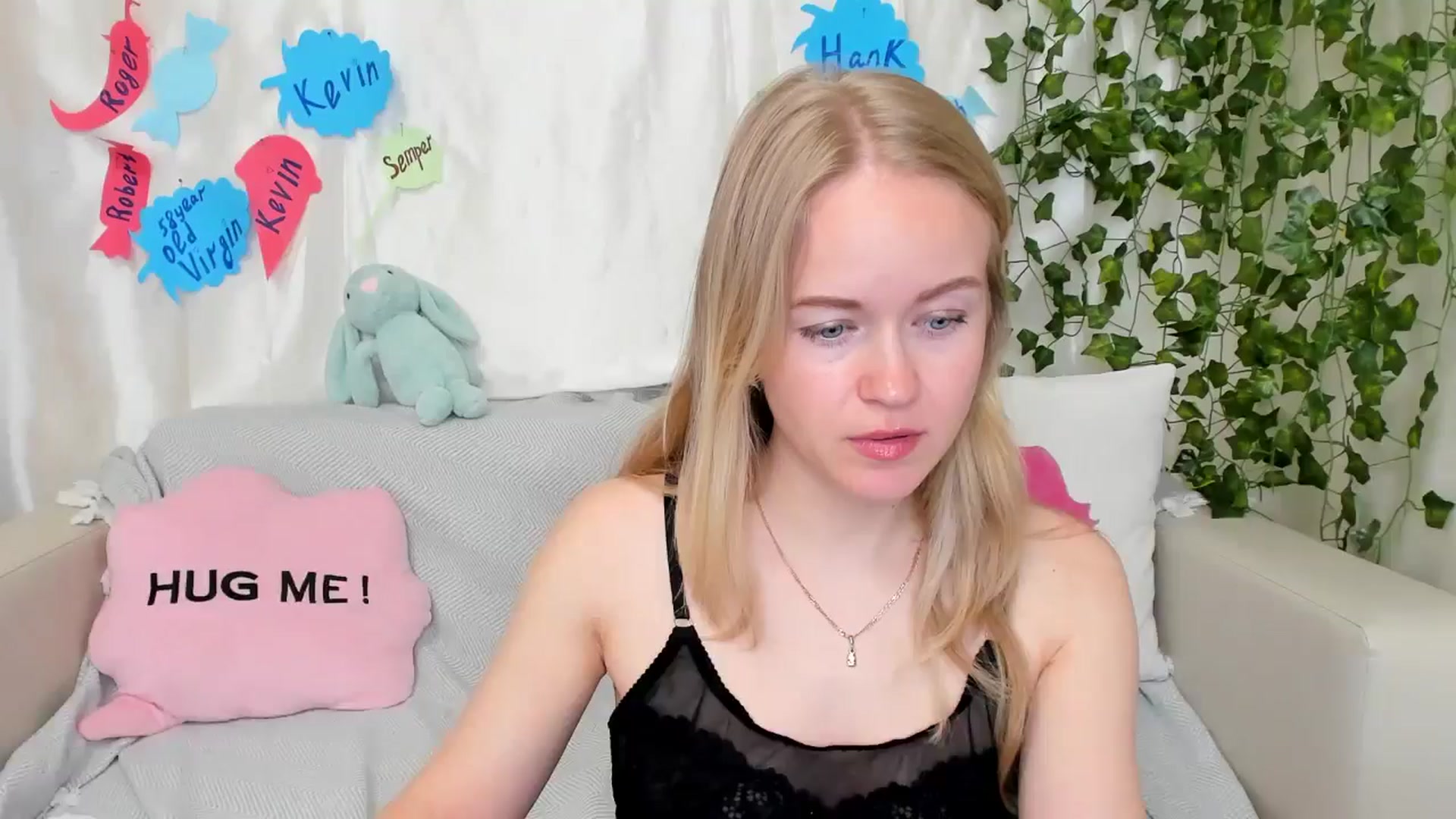 Gallery image thumbnail from Angel_Kristy's myfreecams stream on, 05/17/2024, 04:27 image 1 of 20