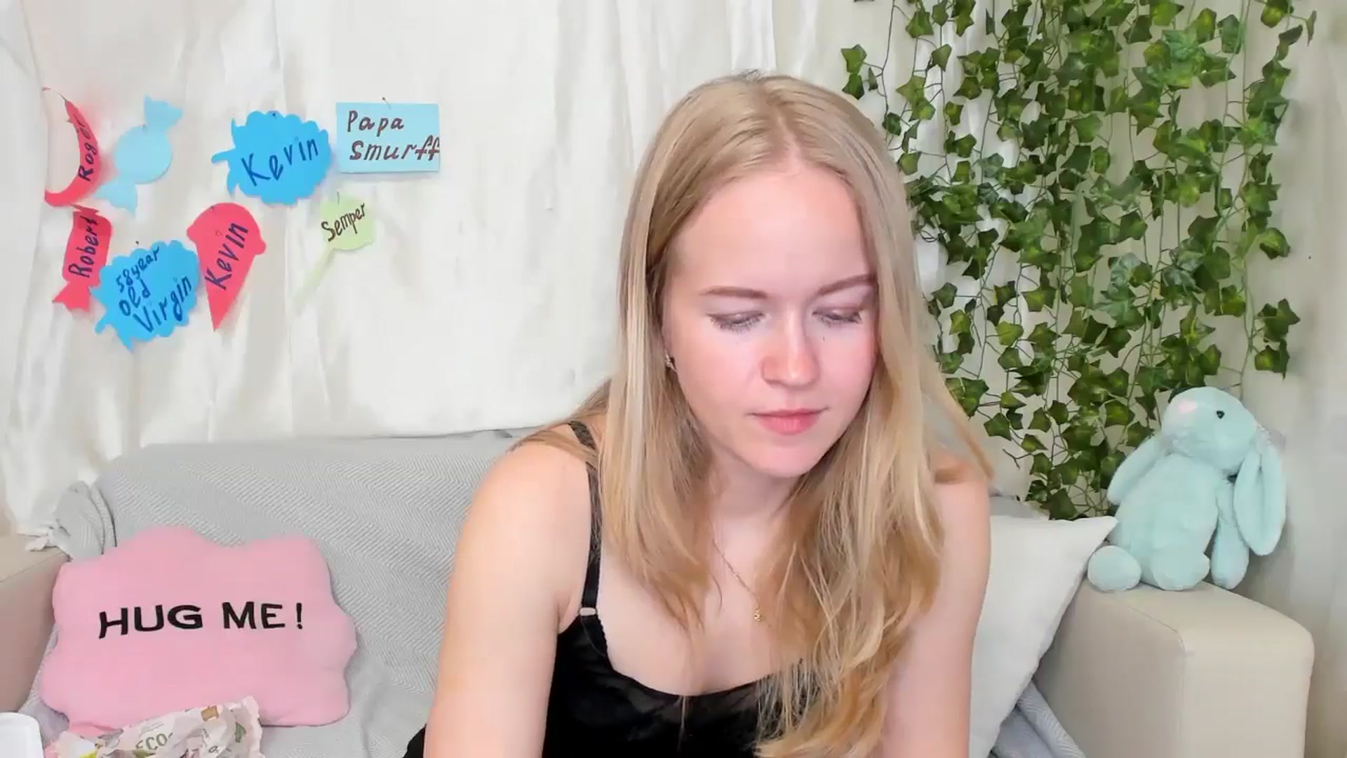 Gallery image thumbnail from Angel_Kristy's myfreecams stream on, 05/17/2024, 06:55 image 2 of 20