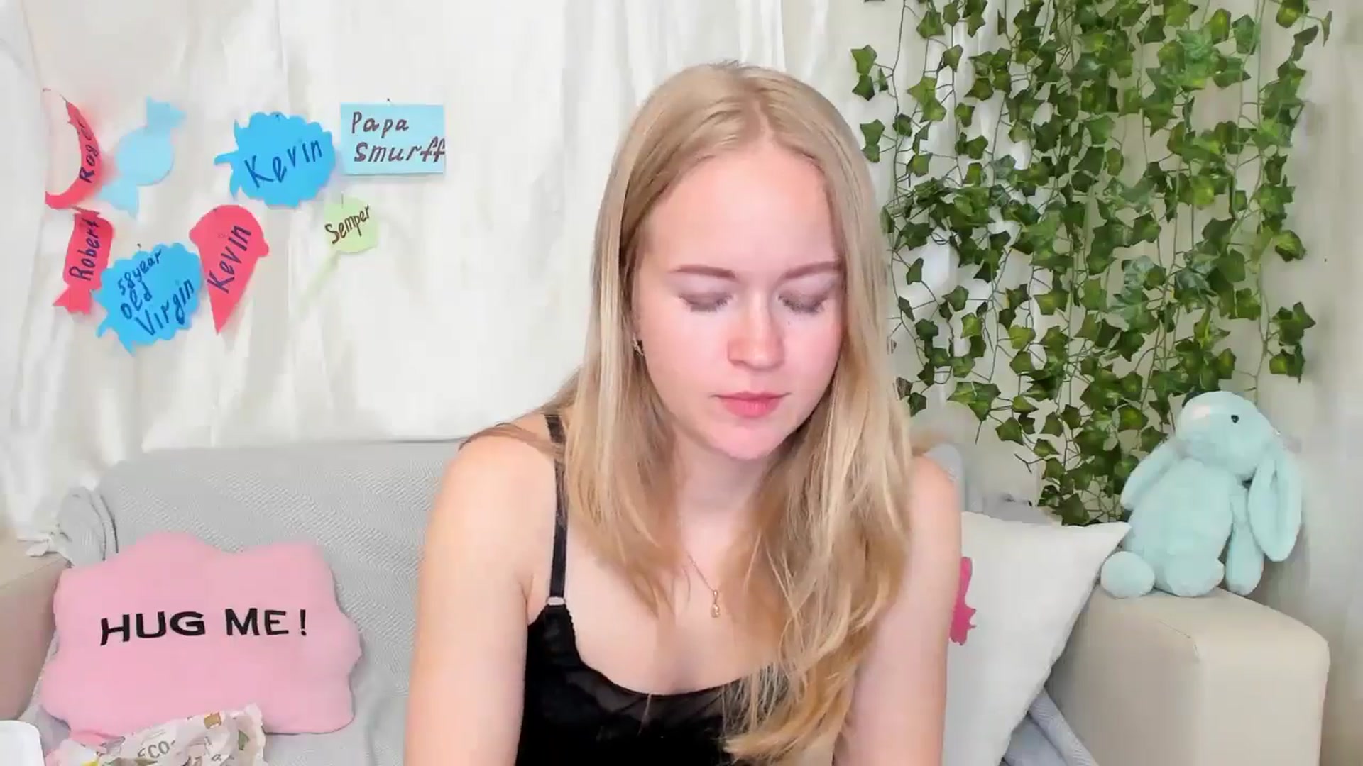 Gallery image thumbnail from Angel_Kristy's myfreecams stream on, 05/17/2024, 06:55 image 6 of 20