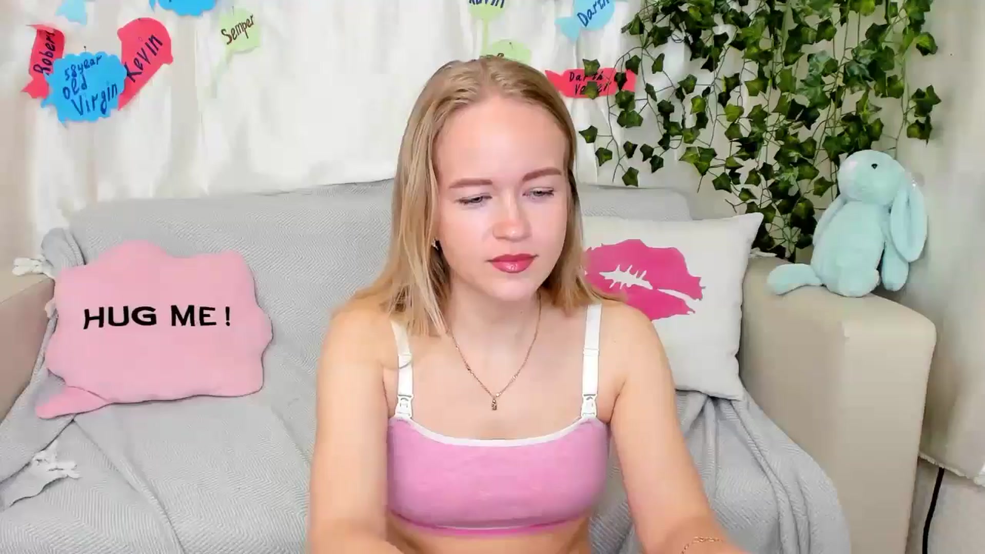 Gallery image thumbnail from Angel_Kristy's myfreecams stream on, 05/18/2024, 02:22 image 11 of 20