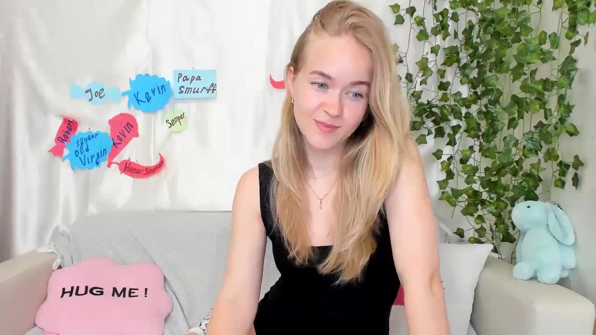 Gallery image thumbnail from Angel_Kristy's myfreecams stream on, 05/22/2024, 07:05 image 18 of 20