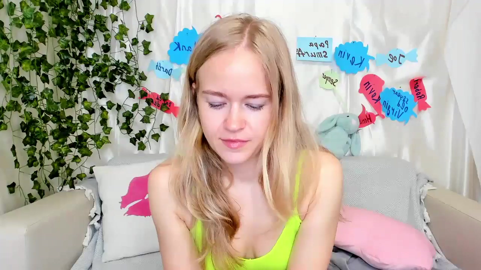 Gallery image thumbnail from Angel_Kristy's myfreecams stream on, 05/27/2024, 02:36 image 3 of 20