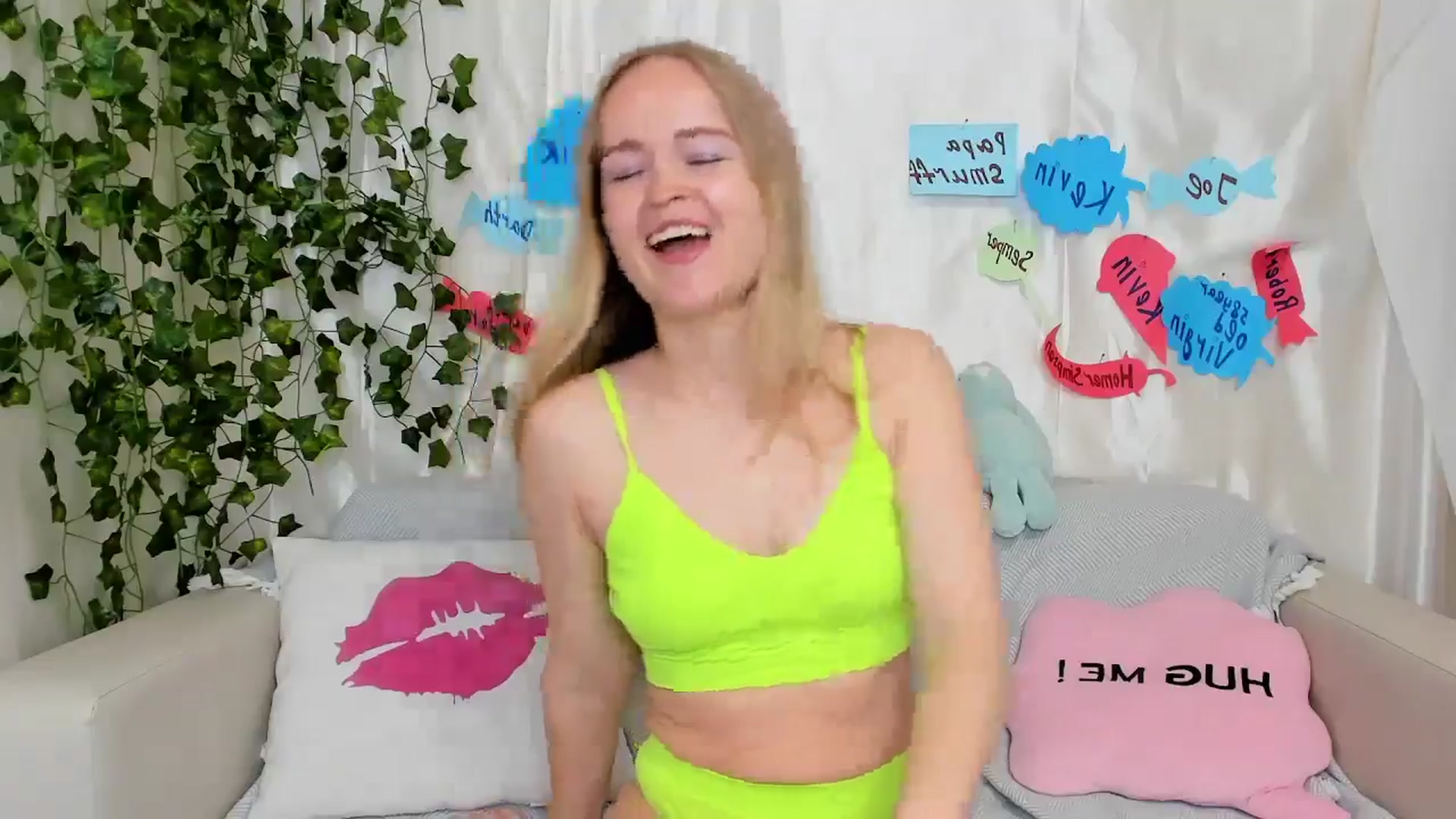 Gallery image thumbnail from Angel_Kristy's myfreecams stream on, 05/27/2024, 03:07 image 14 of 20