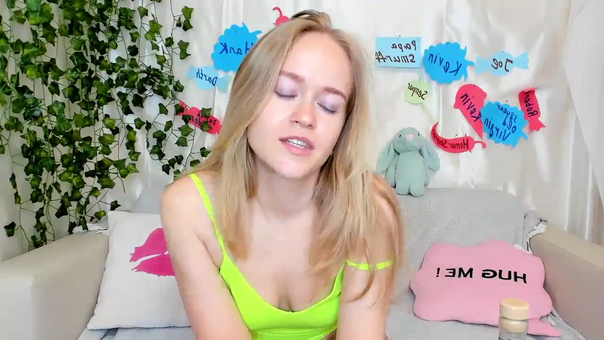 Gallery image thumbnail from Angel_Kristy's myfreecams stream on, 05/27/2024, 03:45 image 16 of 20