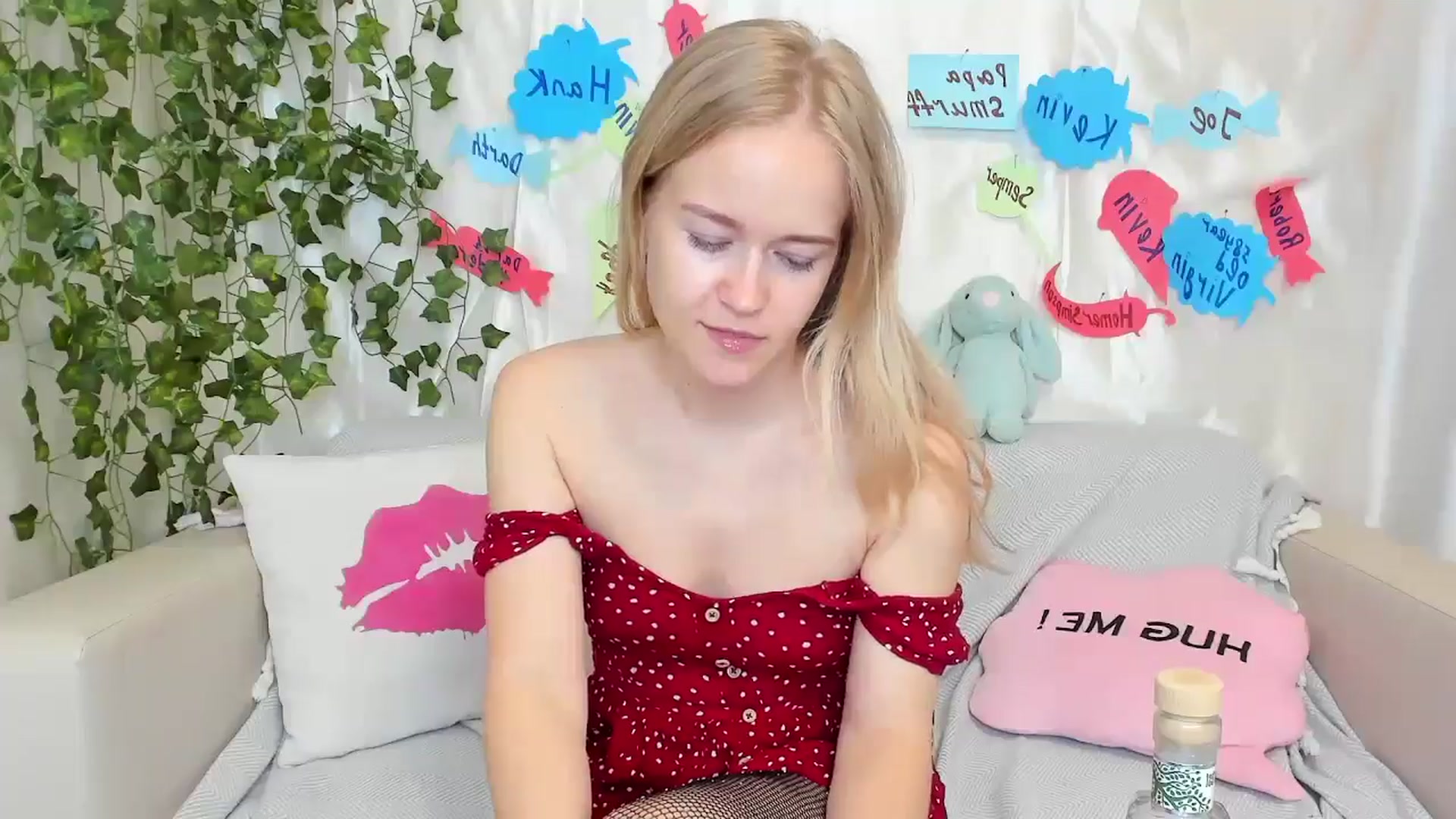 Gallery image thumbnail from Angel_Kristy's myfreecams stream on, 05/27/2024, 05:13 image 14 of 20