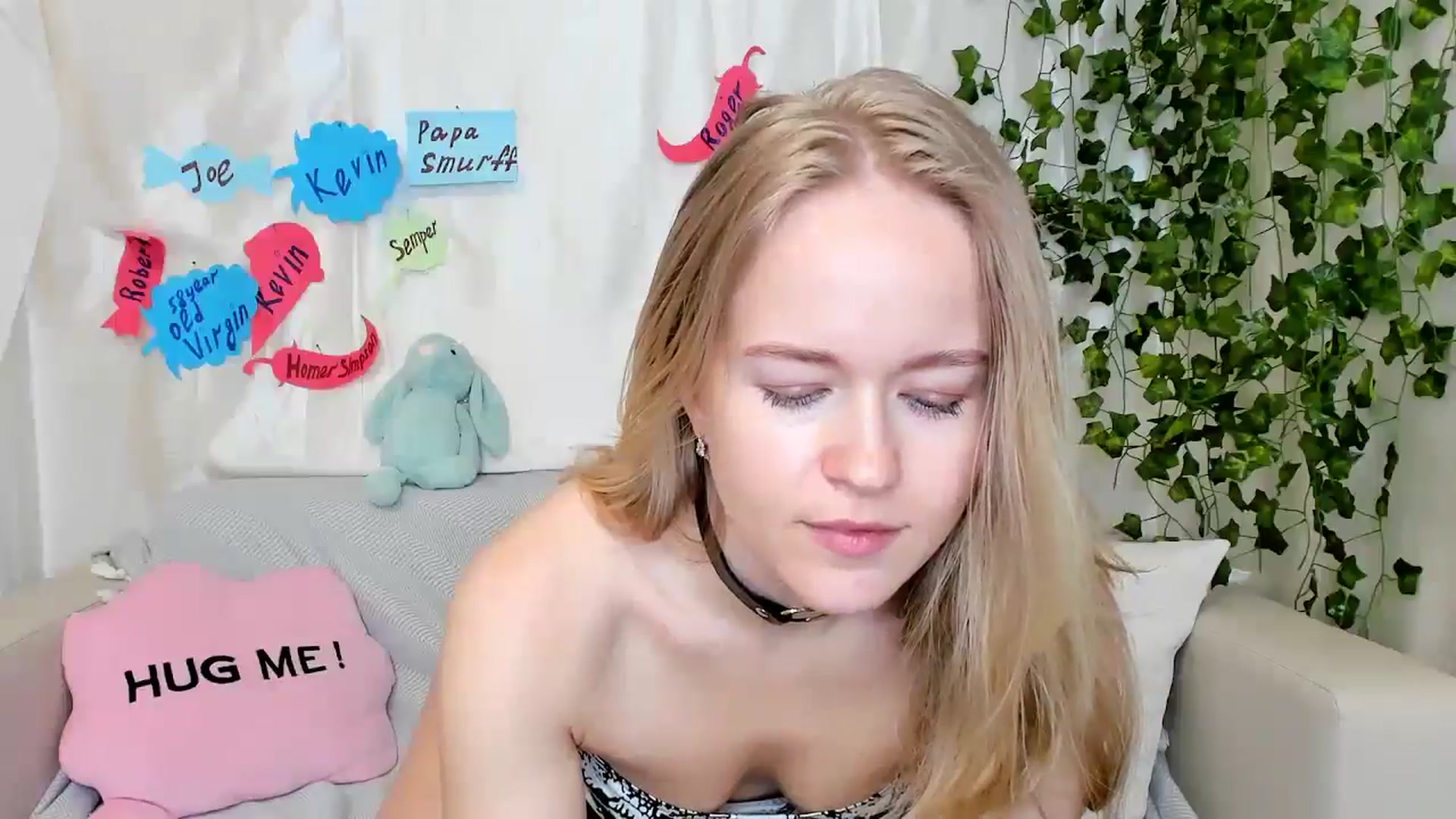Gallery image thumbnail from Angel_Kristy's myfreecams stream on, 05/28/2024, 06:47 image 18 of 20