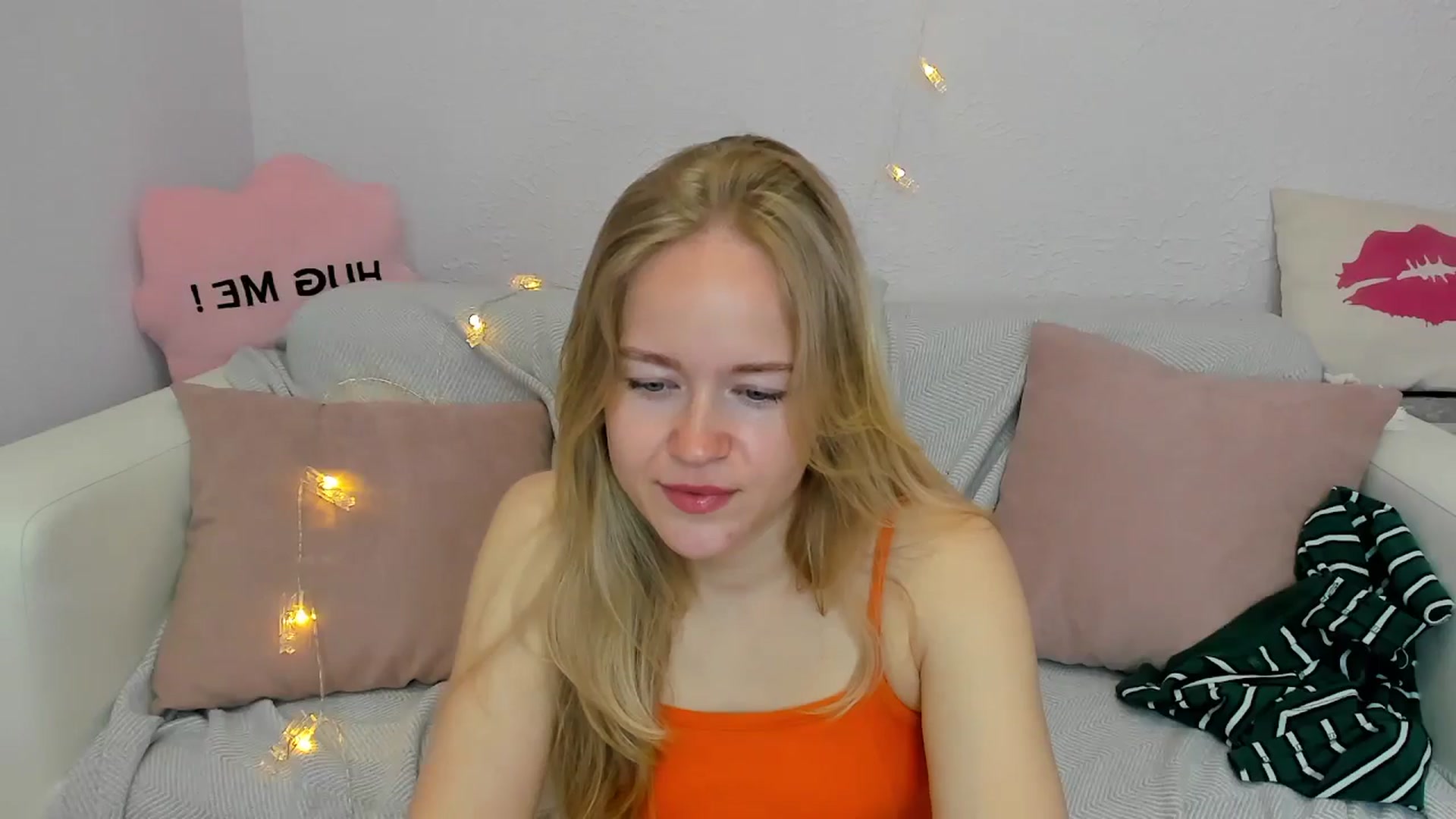 Gallery image thumbnail from Angel_Kristy's myfreecams stream on, 06/05/2024, 03:10 image 15 of 20