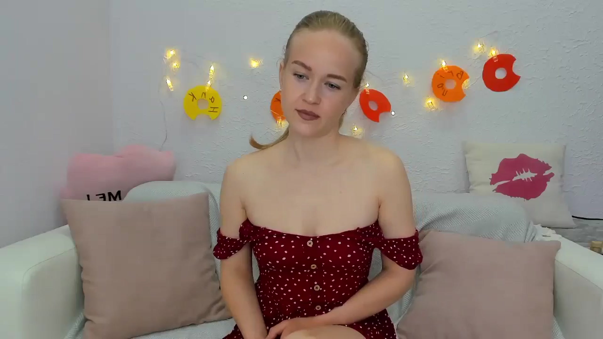 Gallery image thumbnail from Angel_Kristy's myfreecams stream on, 06/10/2024, 01:47 image 19 of 20